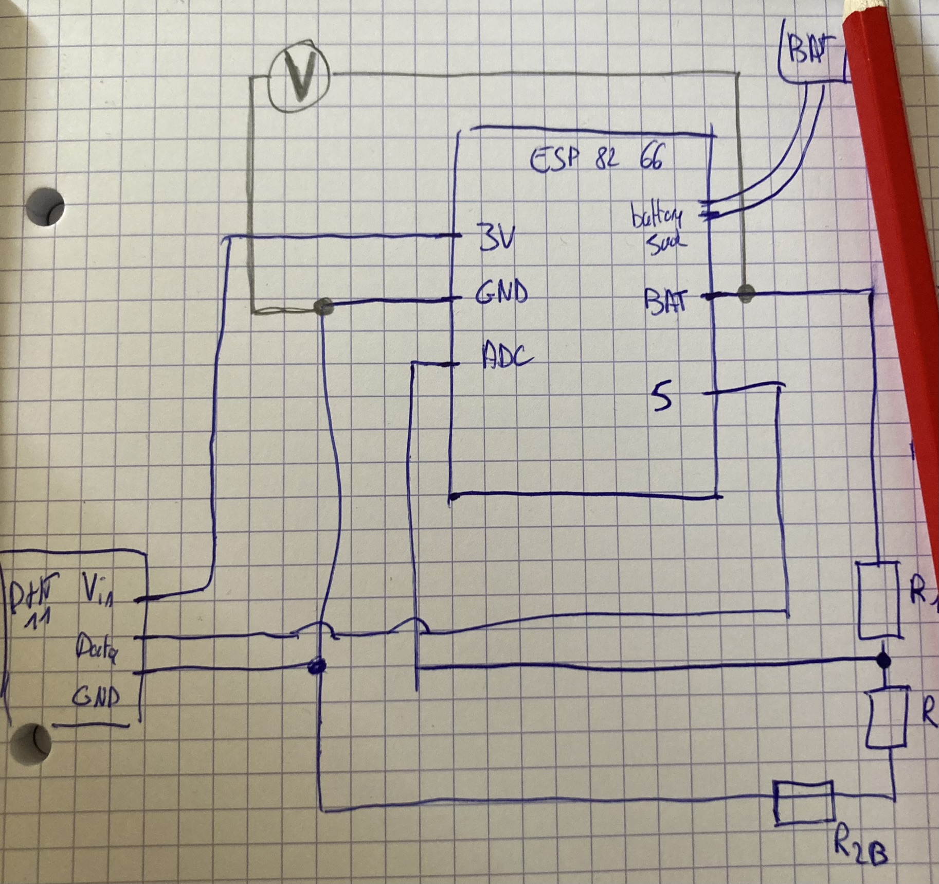 Battery voltage divider